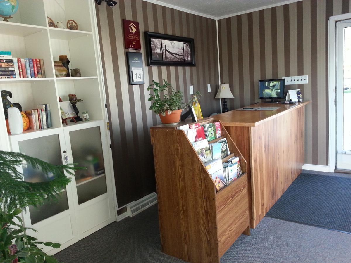بورتاج لابريري Sunset Motel المظهر الخارجي الصورة